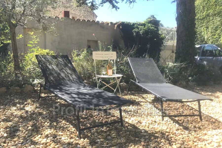 Maison à vendre à Junas — Vue parc & jardin — photo 4