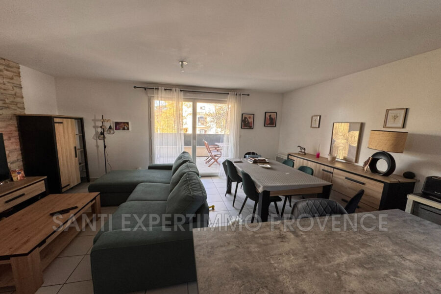 Appartement à vendre à Marseille 13e arrondissement — Vue sur la ville — photo 3