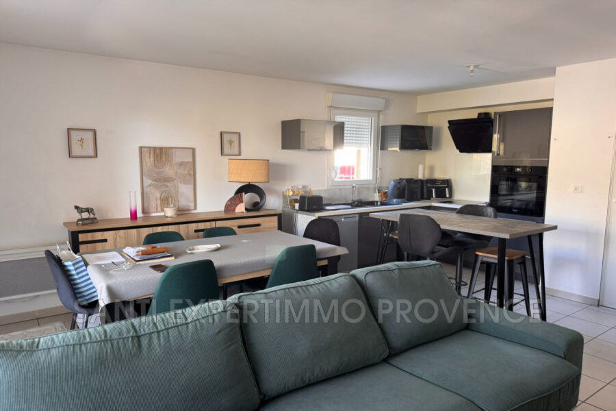Appartement à vendre à Marseille 13e arrondissement — Vue sur la ville — photo 6
