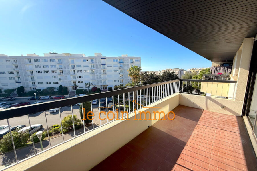 Appartement à vendre à Antibes — Vue parc & jardin — photo 1