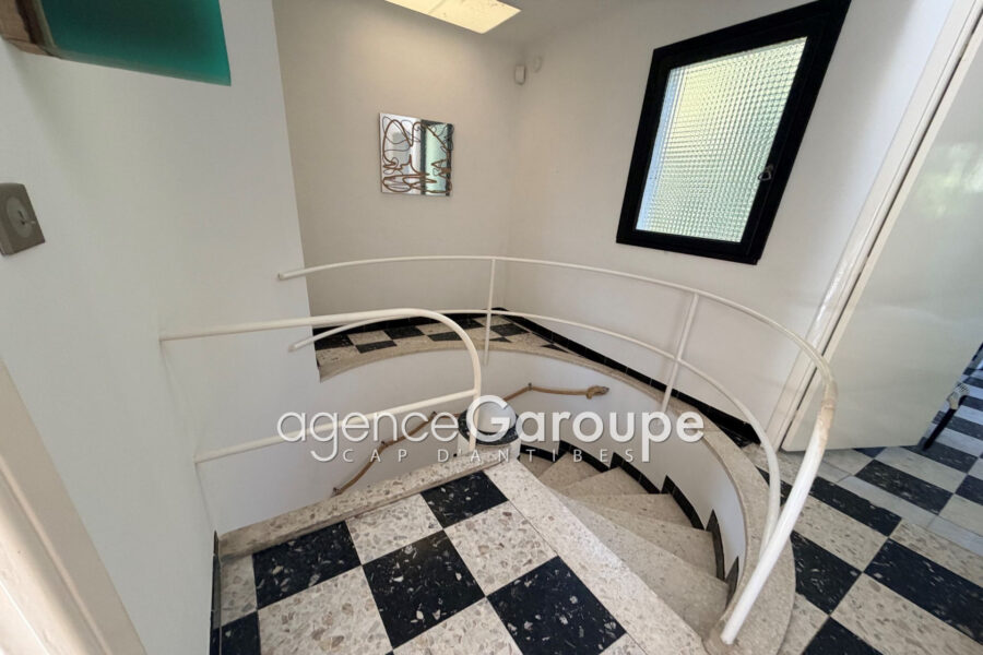 Maison à vendre à Antibes — Vue mer — photo 11
