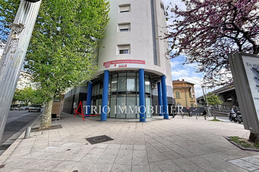 Appartement à vendre à Nice — Vue sur la ville — photo 6