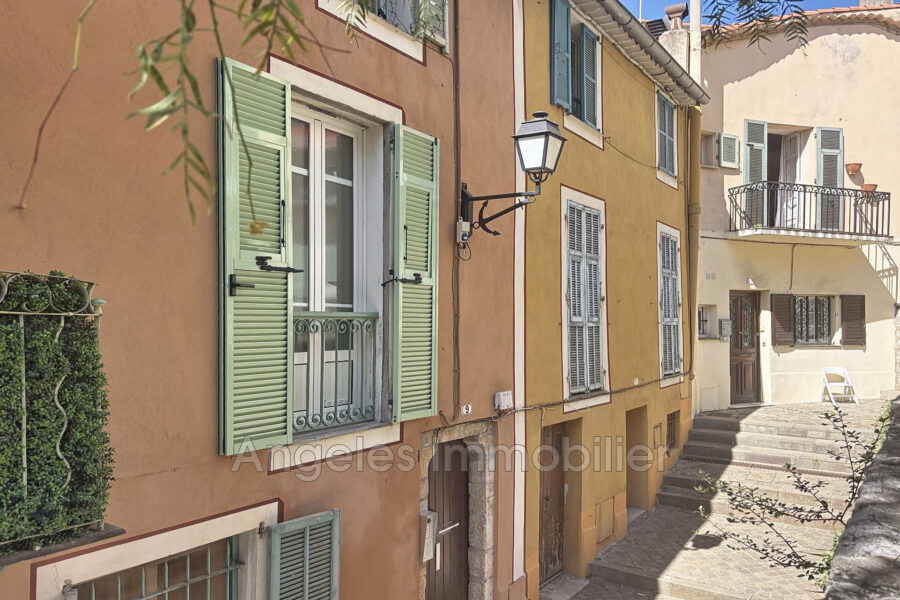 Appartement à vendre à Villefranche-sur-Mer — Vue sur la ville — photo 8