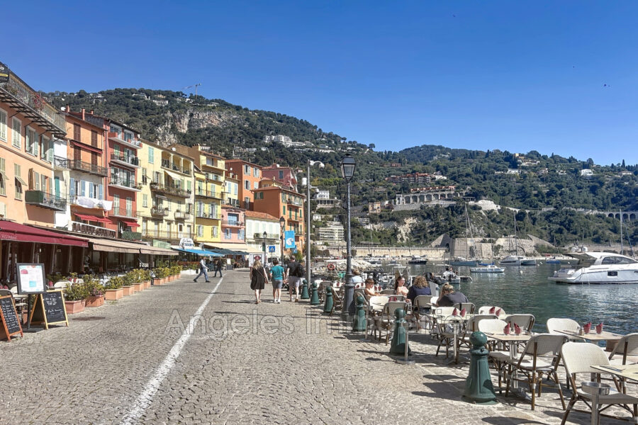 Appartement à vendre à Villefranche-sur-Mer — Vue sur la ville — photo 9