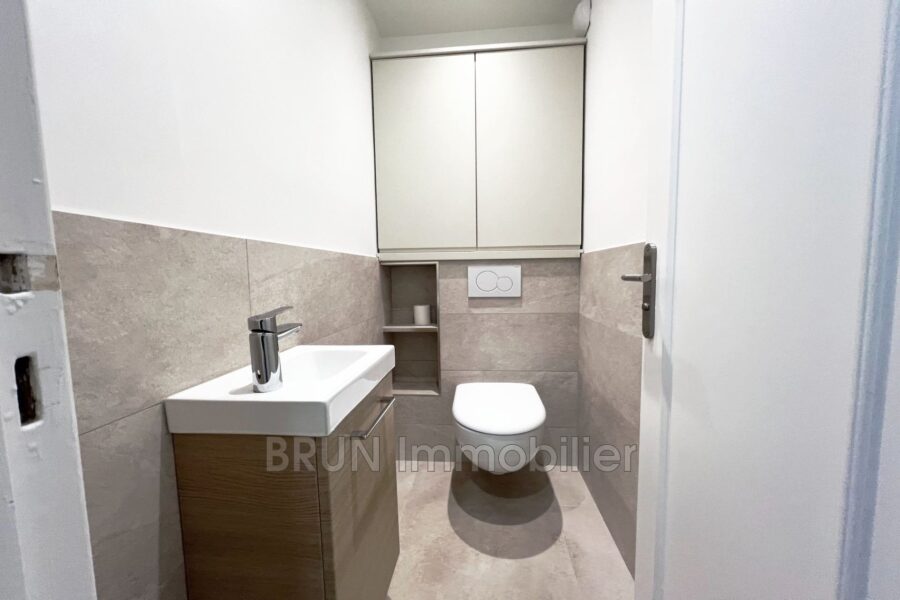 Appartement à vendre à Antibes — Vue sur la ville — photo 10