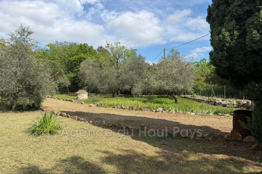 Terrain à vendre à Saint-Cézaire-sur-Siagne — Vue dégagée — photo 2