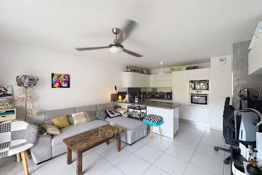 Appartement à vendre à Cagnes-sur-Mer — Vue parc & jardin — photo 8