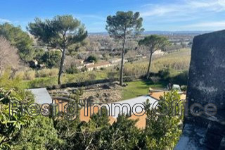 Maison à vendre à Villeneuve-lès-Avignon