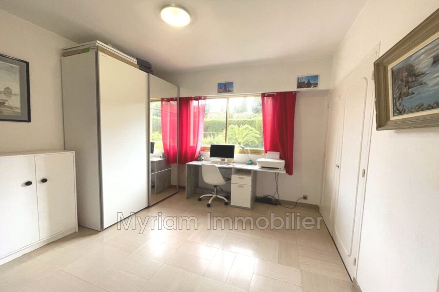 Maison à vendre à Peymeinade — Vue nature — photo 12