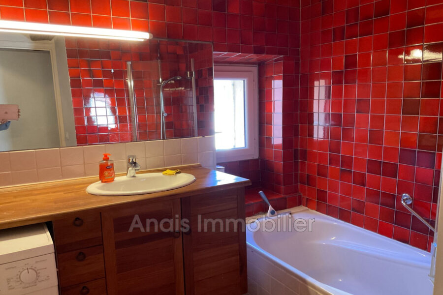 Appartement à vendre à Cogolin — Vue sur la ville — photo 8