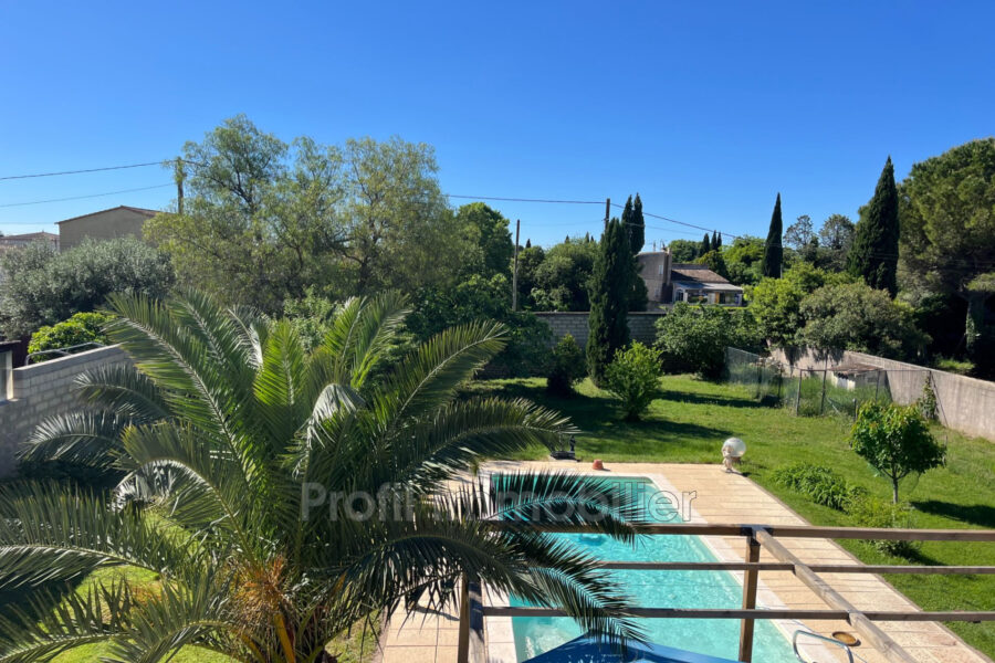 Maison à vendre à Codognan — Vue parc & jardin — photo 1
