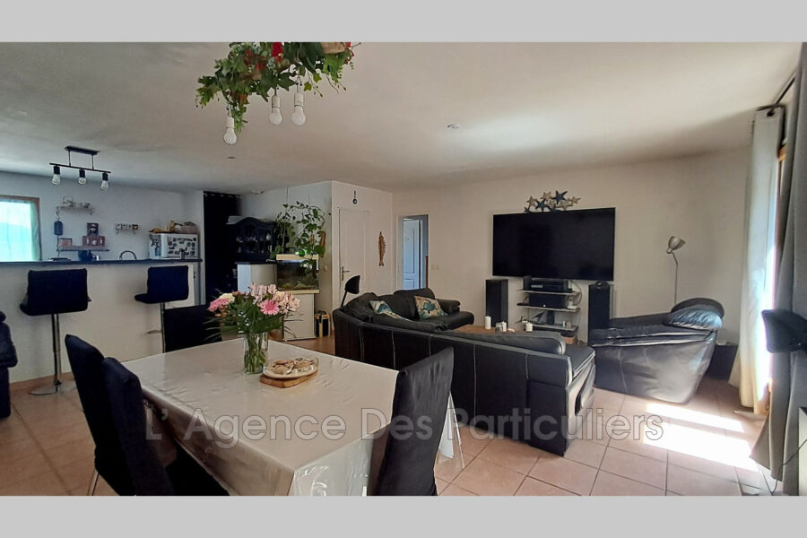 Maison à vendre à Figanières — Vue sur la ville — photo 4