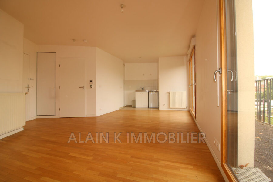 Appartement à vendre à Chaville — Vue sur la ville — photo 2