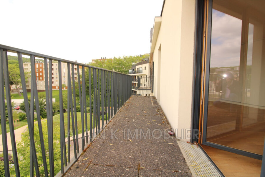 Appartement à vendre à Chaville — Vue sur la ville — photo 3