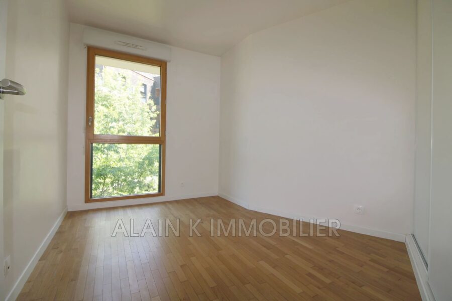 Appartement à vendre à Chaville — Vue sur la ville — photo 9