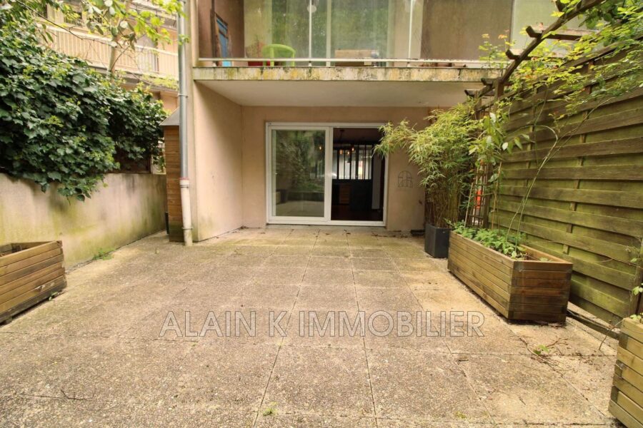 Appartement à vendre à Chaville — Vue parc & jardin — photo 4