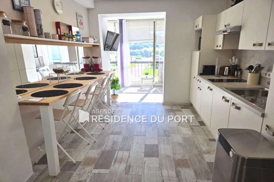 Appartement à vendre à Mandelieu-la-Napoule — Vue parc & jardin — photo 5