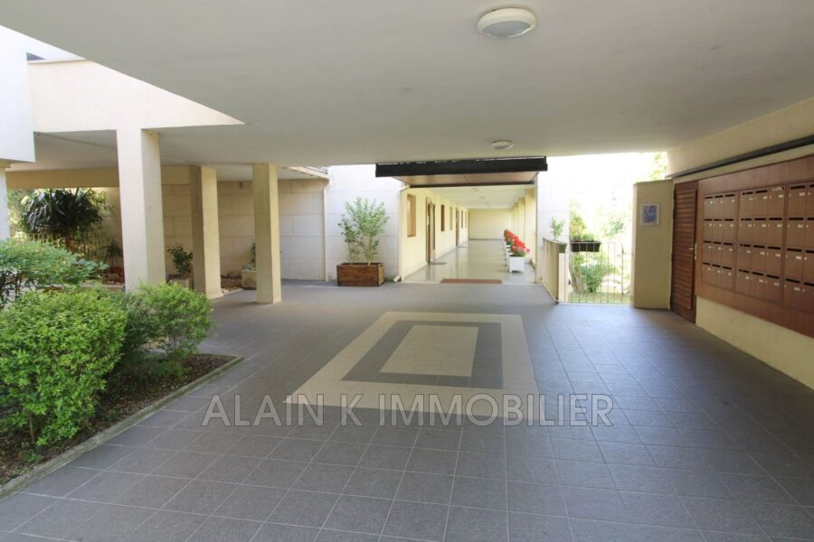 Appartement à vendre à Chaville — Vue parc & jardin — photo 11