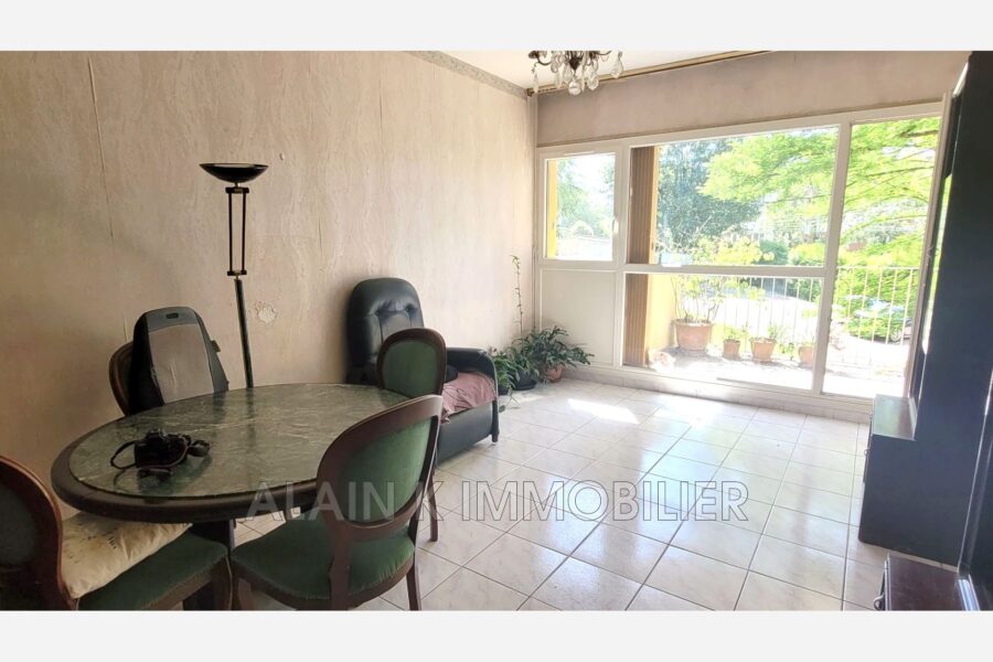 Appartement à vendre à Chaville — Vue parc & jardin — photo 3