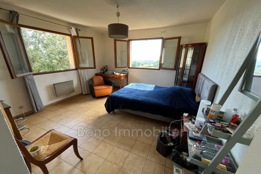 Maison à vendre à Cagnes-sur-Mer — Vue montagne — photo 14
