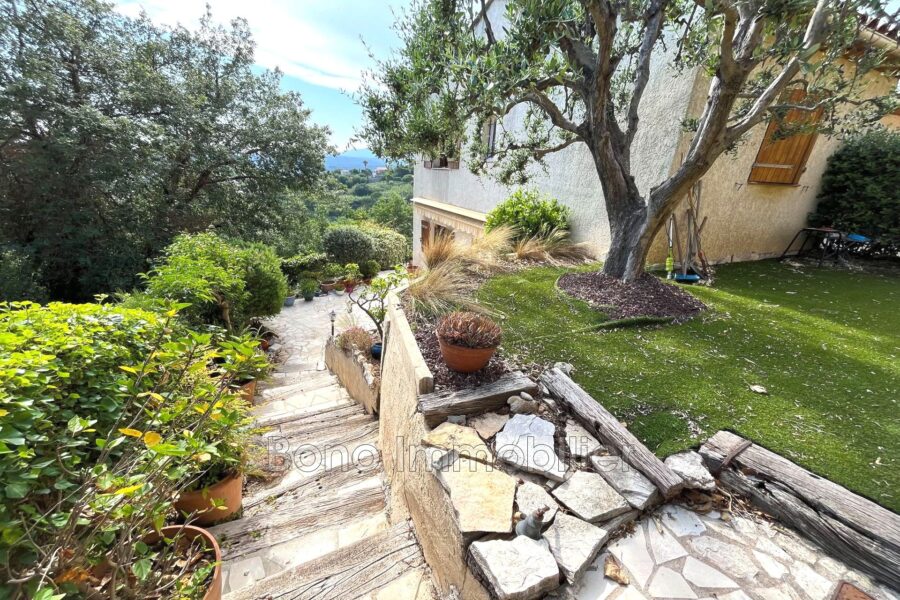 Maison à vendre à Cagnes-sur-Mer — Vue montagne — photo 6