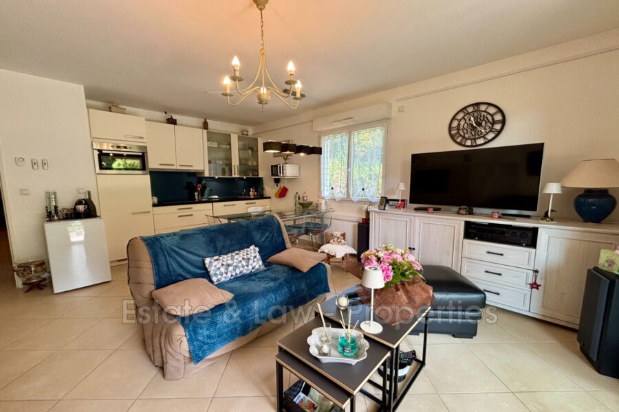 Appartement à vendre à Les Issambres — Vue parc & jardin — photo 6
