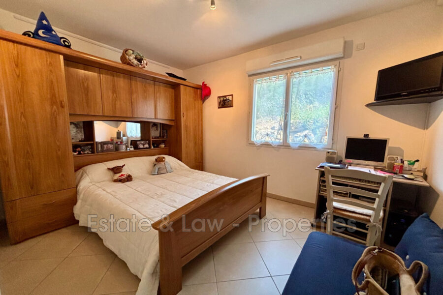 Appartement à vendre à Les Issambres — Vue parc & jardin — photo 9