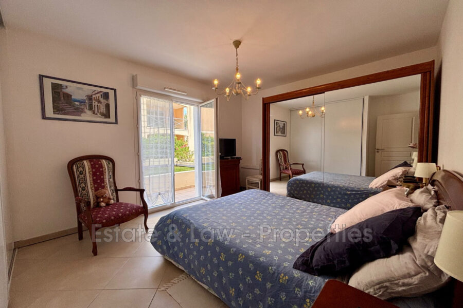 Appartement à vendre à Les Issambres — Vue parc & jardin — photo 8
