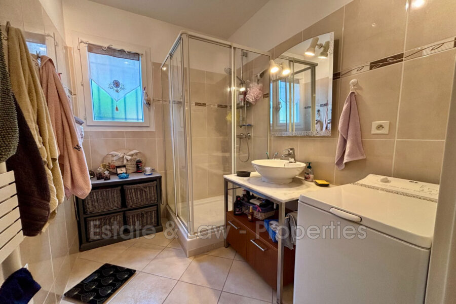 Appartement à vendre à Les Issambres — Vue parc & jardin — photo 10
