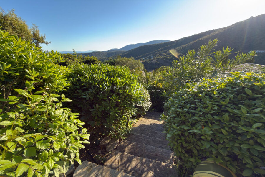 Maison à vendre à La Croix-Valmer — Vue mer — photo 6