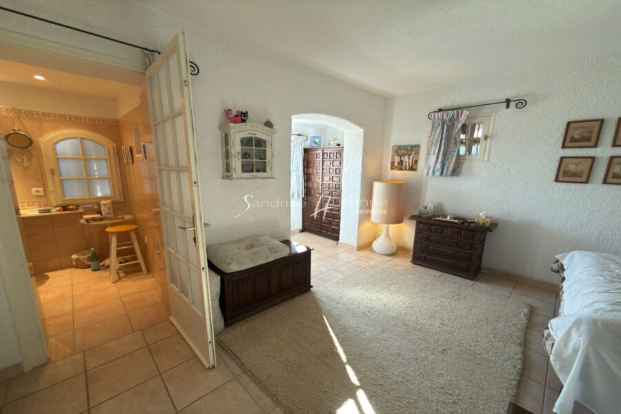 Maison à vendre à La Croix-Valmer — Vue mer — photo 12