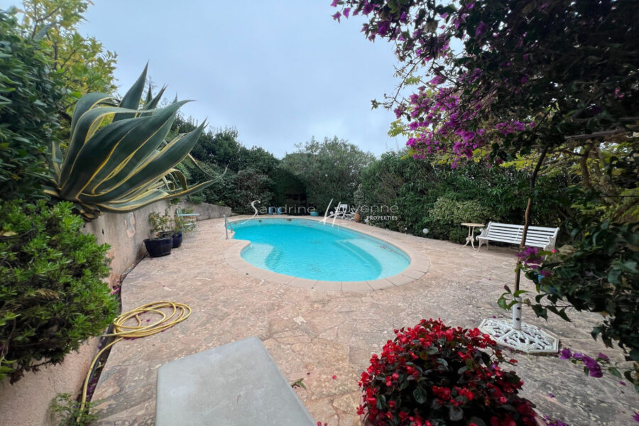 Maison à vendre à La Croix-Valmer — Vue mer — photo 13