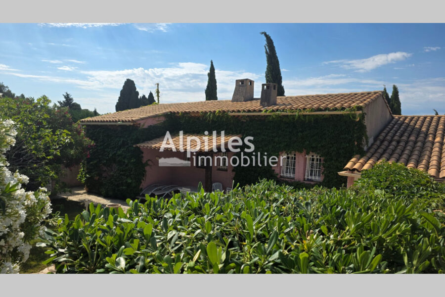 Maison à vendre à Aureille — Vue nature — photo 2