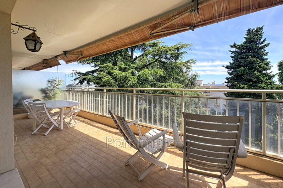 Appartement à vendre à Saint-Laurent-du-Var — Vue parc & jardin — photo 1