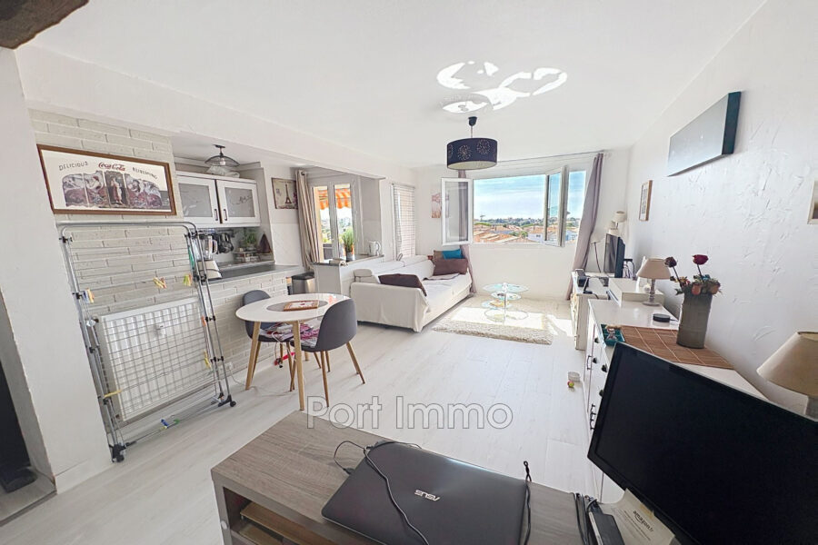 Appartement à vendre à Cagnes-sur-Mer — Vue mer — photo 3