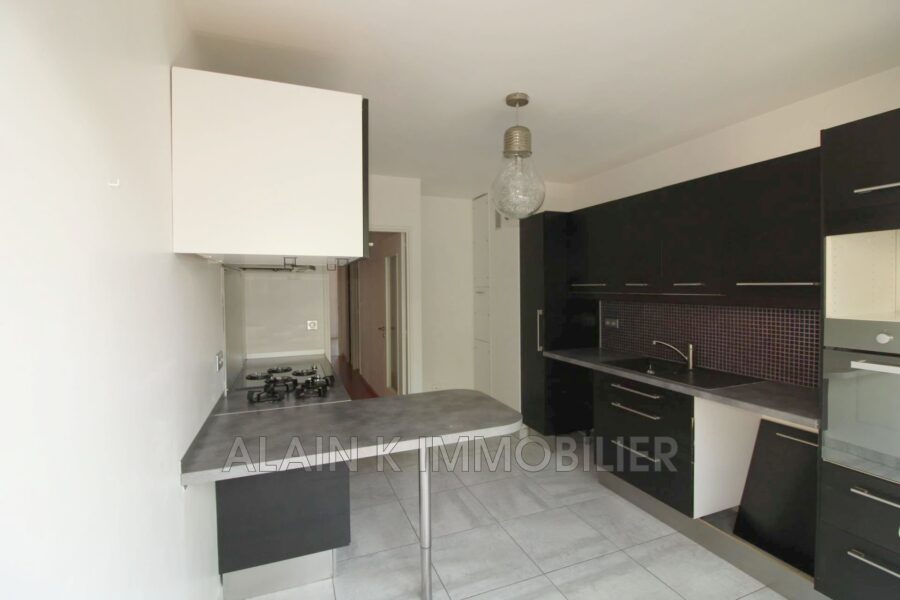 Appartement à vendre à Vélizy-Villacoublay — Vue parc & jardin — photo 3