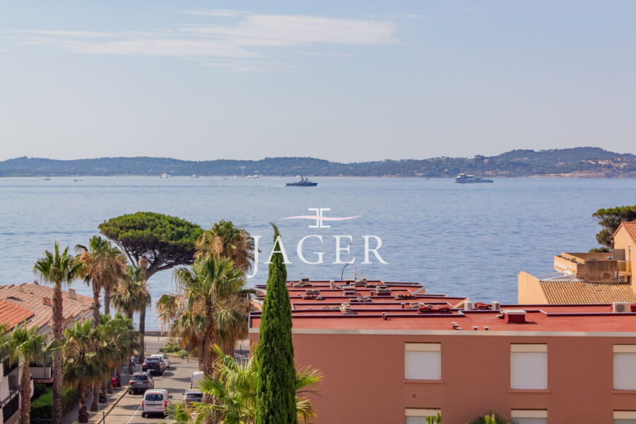 Appartement à vendre à Sainte-Maxime — Vue mer — photo 2
