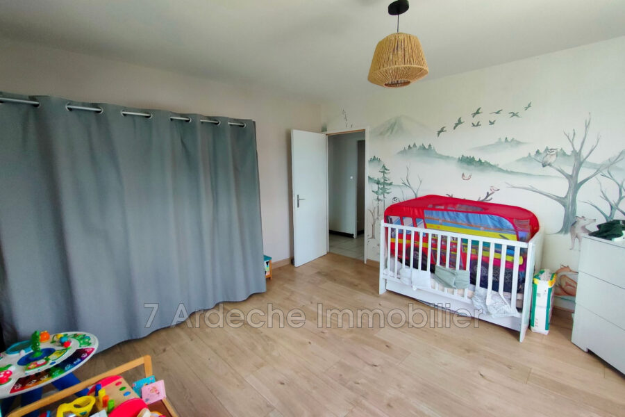 Maison à vendre à Villeneuve-de-Berg — Vue nature — photo 9