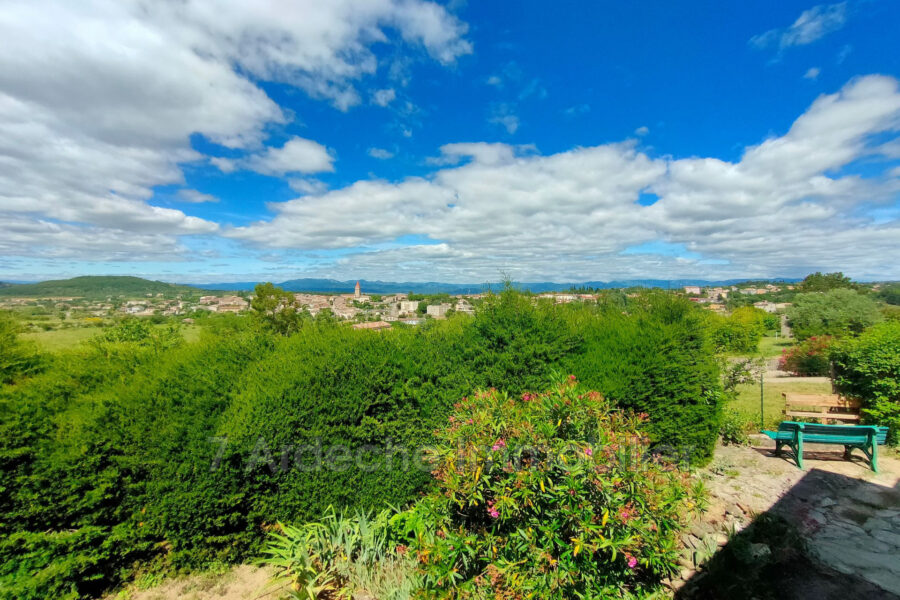 Maison à vendre à Villeneuve-de-Berg — Vue nature — photo 15