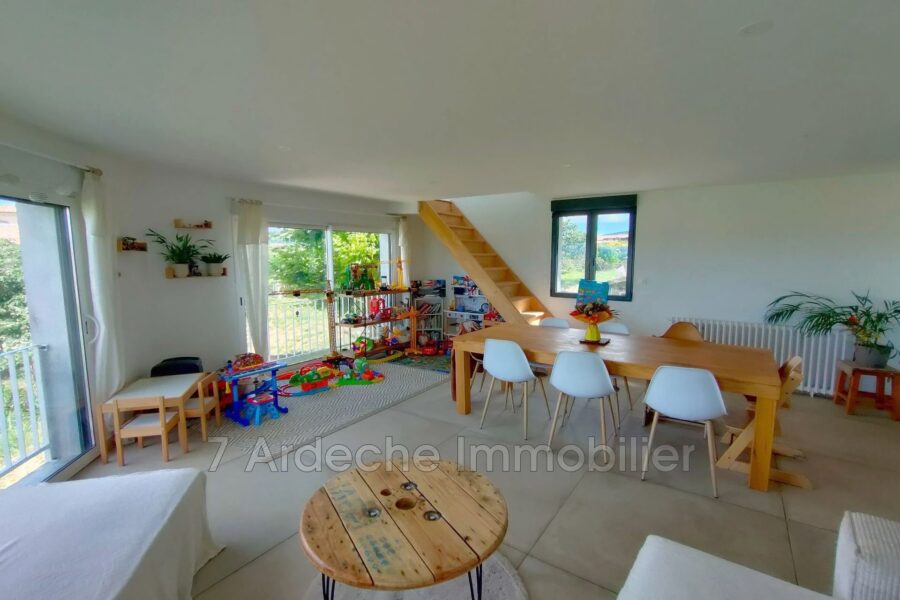 Maison à vendre à Villeneuve-de-Berg — Vue nature — photo 5