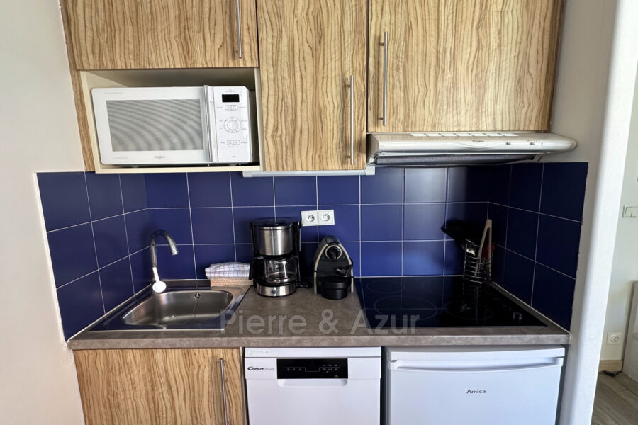 Appartement à vendre à Antibes — Vue parc & jardin — photo 8