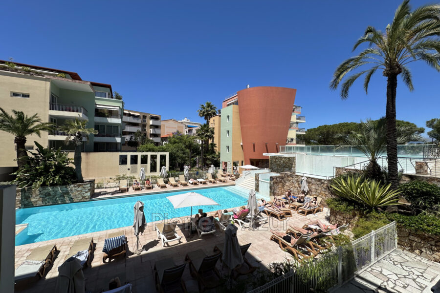 Appartement à vendre à Antibes — Vue parc & jardin — photo 10