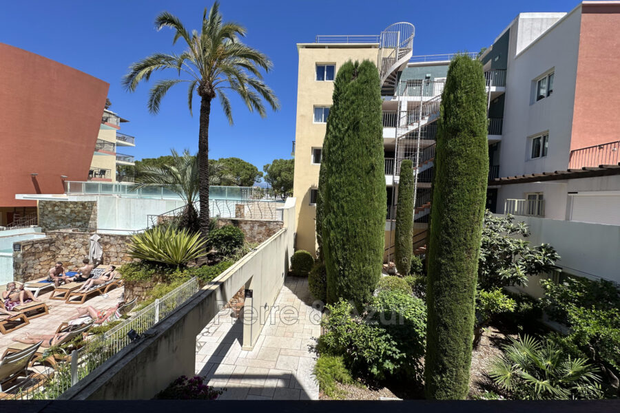 Appartement à vendre à Antibes — Vue parc & jardin — photo 11