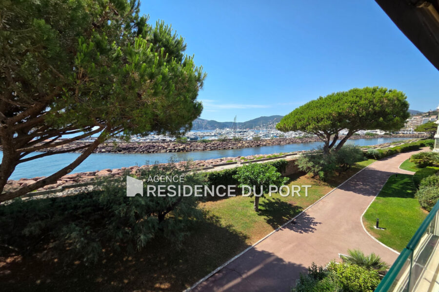 Appartement à vendre à Mandelieu-la-Napoule — Vue marina & port — photo 2