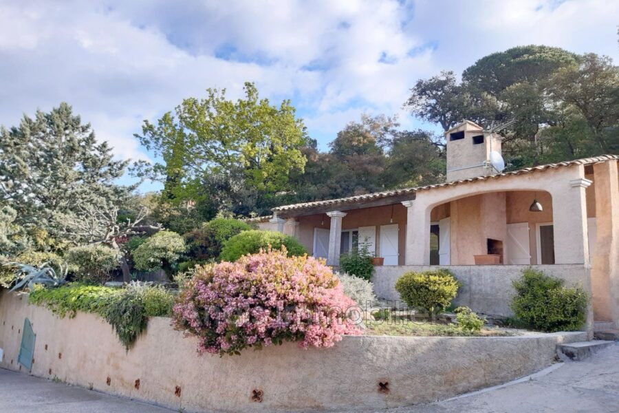 Maison à vendre à Grimaud — Vue nature — photo 2