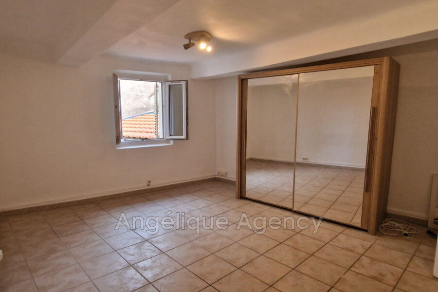 Maison à vendre à Le Bar-sur-Loup — Vue nature — photo 15