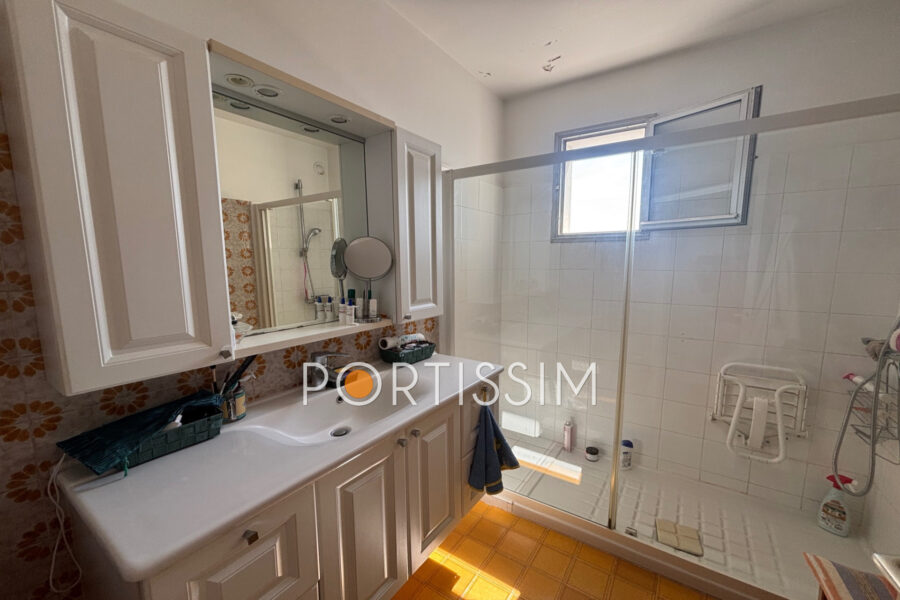 Appartement à vendre à Saint-Laurent-du-Var — Vue mer — photo 10