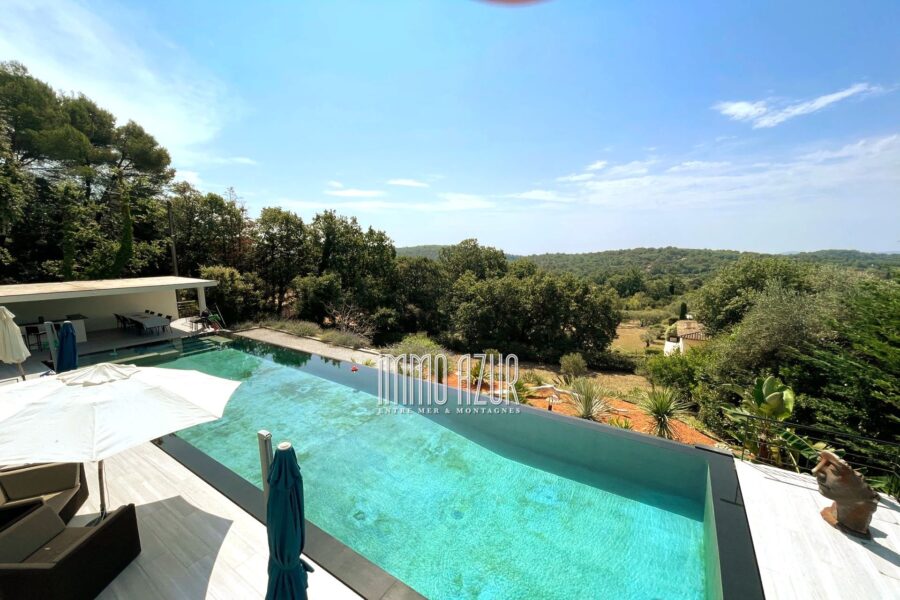 Maison à vendre à Tourrettes-sur-Loup — Vue nature — photo 2