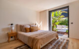 Maison à vendre à Sainte-Maxime — Vue parc & jardin — photo 9