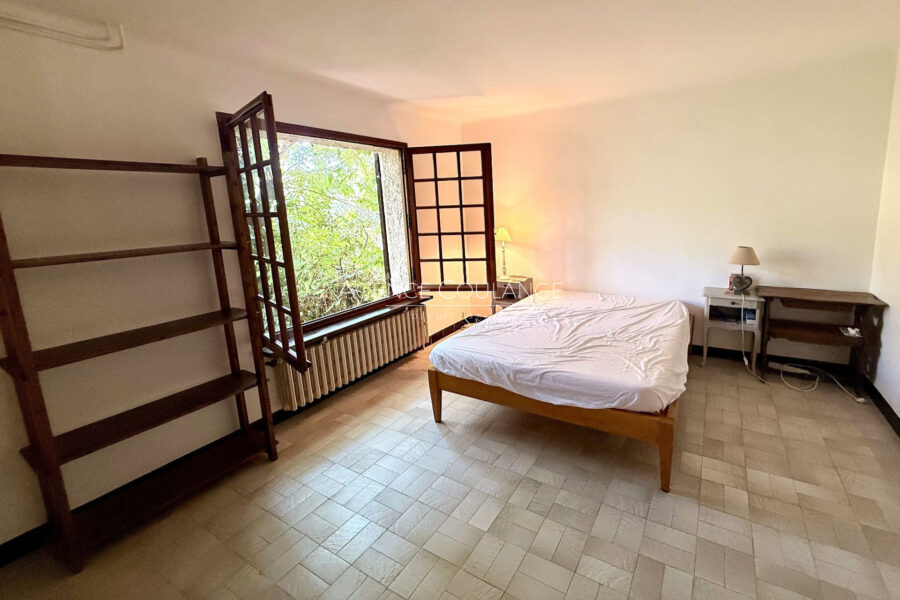Maison à vendre à Saint-Cyr-sur-Mer — Vue mer — photo 13